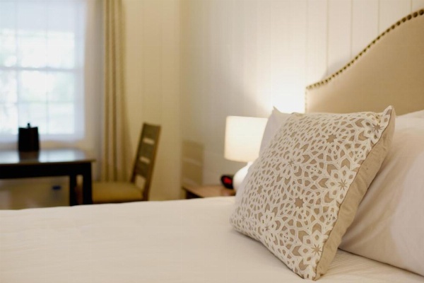 Sandwich Inn and Suites image 17