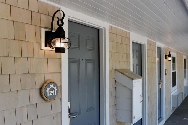 Sandwich Inn and Suites image 9